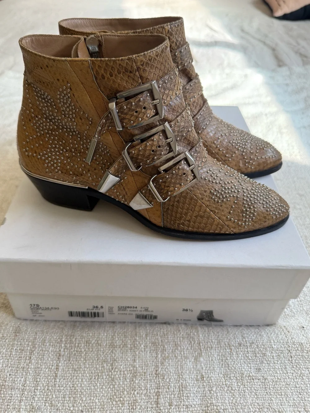 Chloé Susanna in Python  Leather Studded Ankle Boots Sz 7 ⭐️